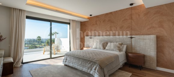 5 bedrooms Villa in Marbella, Spain No. 101360 19