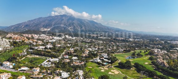 5 bedrooms Villa in Marbella, Spain No. 101360 32