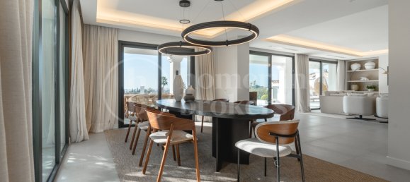 5 bedrooms Villa in Marbella, Spain No. 101360 4