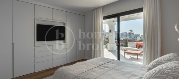 5 bedrooms Villa in Marbella, Spain No. 101360 21