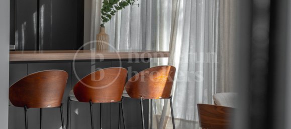 5 bedrooms Villa in Marbella, Spain No. 101360 8