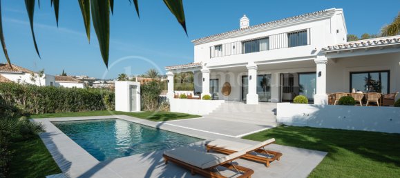 5 bedrooms Villa in Marbella, Spain No. 101360 25