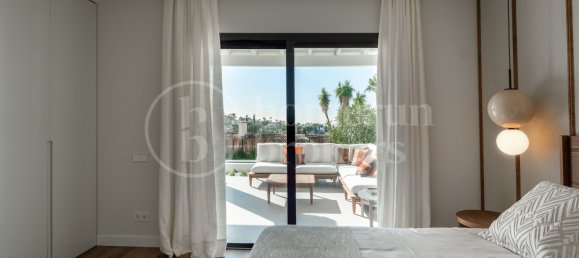 5 bedrooms Villa in Marbella, Spain No. 101360 17