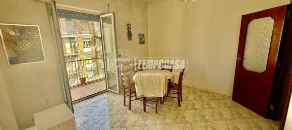 3 bedrooms Apartment in Naples, Italy No. 264222 6