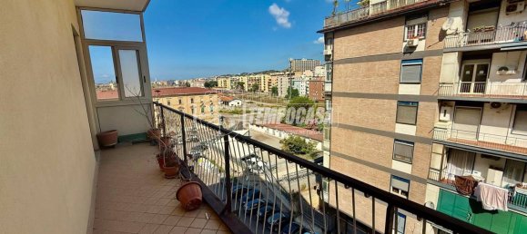 3 bedrooms Apartment in Naples, Italy No. 264222 9