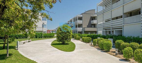 Квартира с 3 спальнями в Езоло, Италия № 376690 39