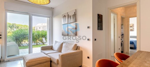 Квартира с 3 спальнями в Езоло, Италия № 376690 4