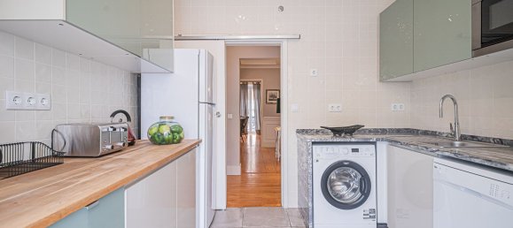 5 bedrooms Duplex in Lisbon, Portugal No. 10380 13