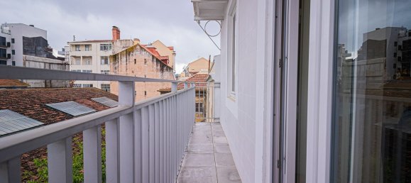5 bedrooms Duplex in Lisbon, Portugal No. 10380 23