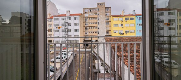 5 bedrooms Duplex in Lisbon, Portugal No. 10380 24