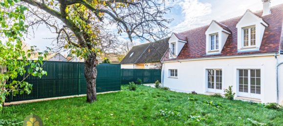 3 bedrooms House in Gambais, France No. 182332 3