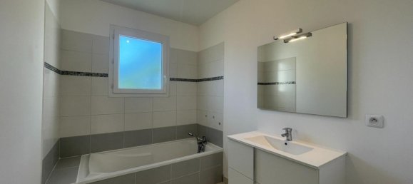 3 bedrooms House in Baillargues, France No. 296857 6