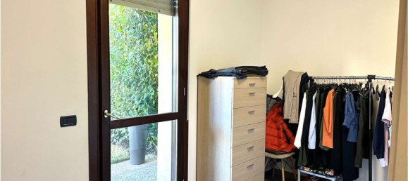 3 rooms Apartment in Tresignana, Italy No. 262484 12