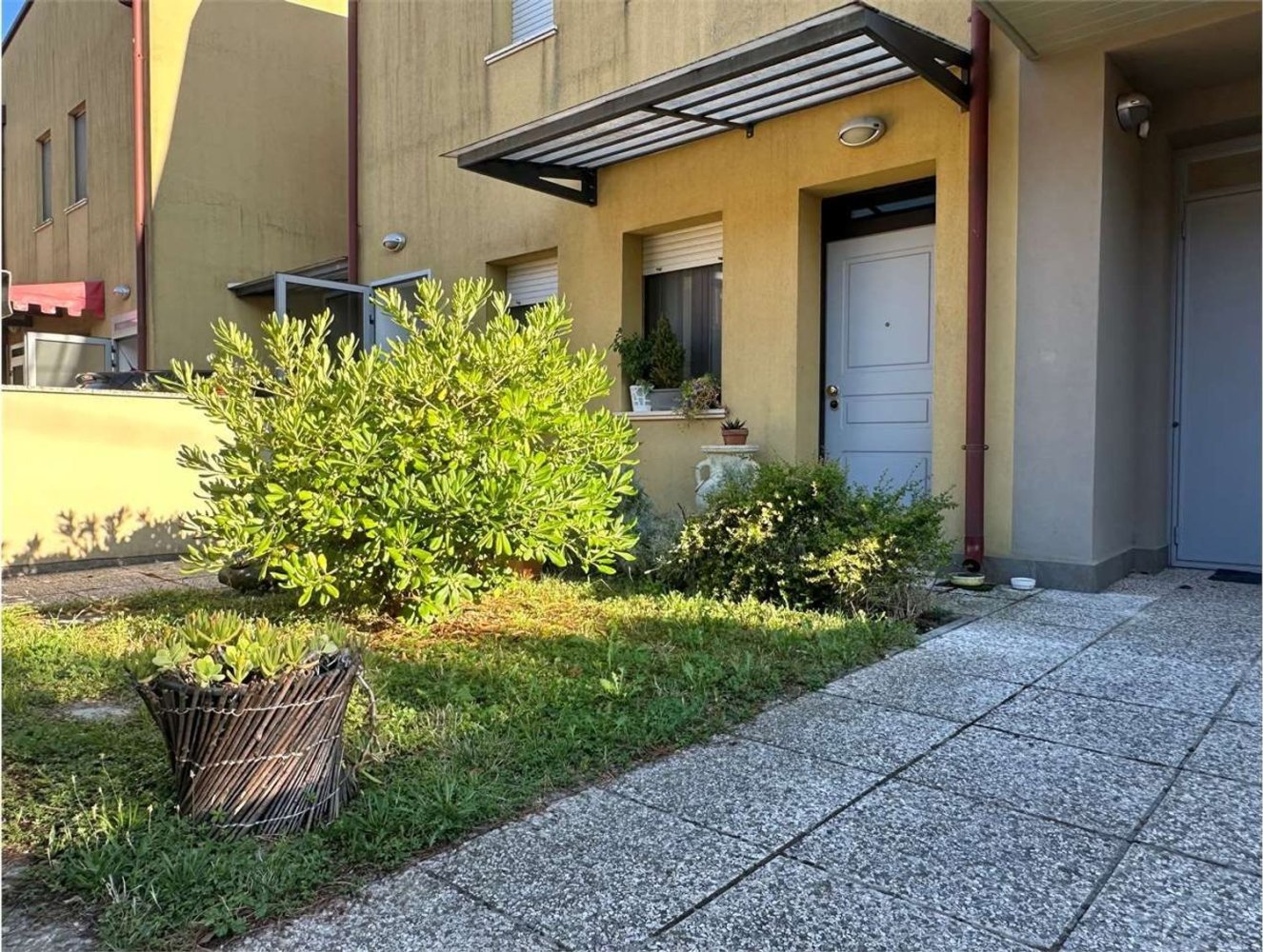 3 rooms Apartment in Tresignana, Italy No. 262484