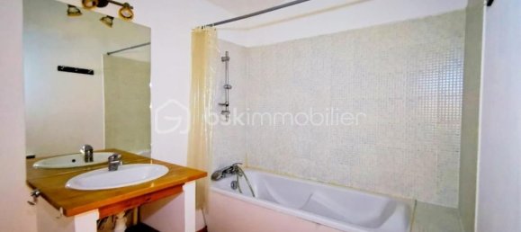 1 bedroom Apartment in Caumont-sur-Durance, France No. 340836 10