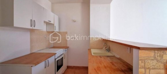 1 bedroom Apartment in Caumont-sur-Durance, France No. 340836 4