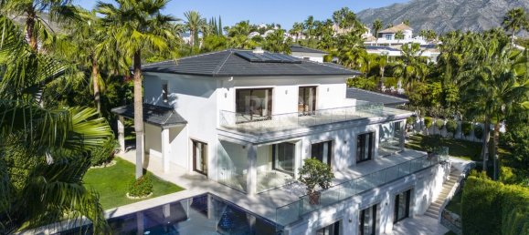 Villa de 6 dormitorios en Marbella, Spain No. 111171 24