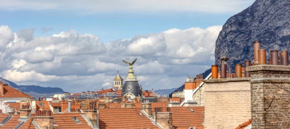 Дуплекс с 2 спальнями в Гренобль, Франция № 202982 43