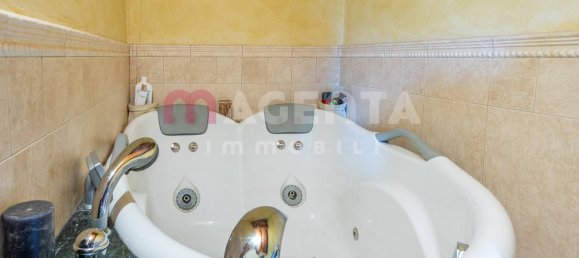 Apartamento T4 em Lograto, Italy N.º 361365 16