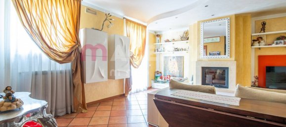 Apartamento T4 em Lograto, Italy N.º 361365 3