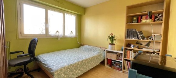 2 bedrooms Apartment in Noisy-le-Grand, France No. 174264 6