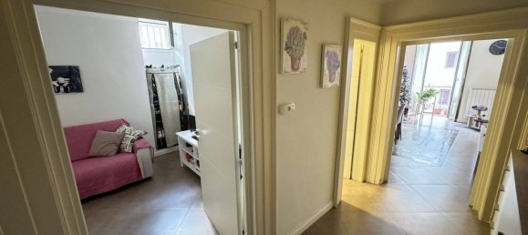 3 rooms Apartment in Barletta, Italy No. 21685 9