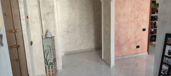 5 chambres Appartement à Genoa, Italy No. 379600 3