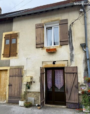 3 chambres Maison à Haute-Saône, France No. 301154