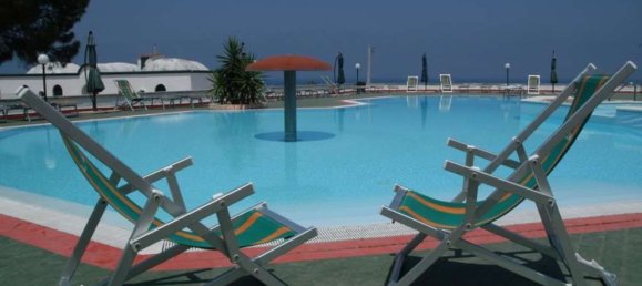 9744m² Building in Peschici, Italy No. 370744 10