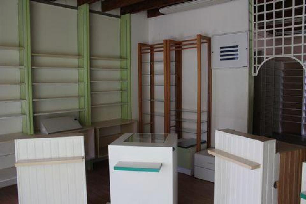 4 bedrooms House in Angouleme, France No. 25100