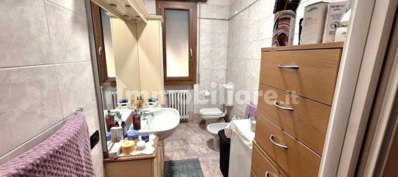 2 bedrooms Apartment in Carpi, Italy No. 20553 18