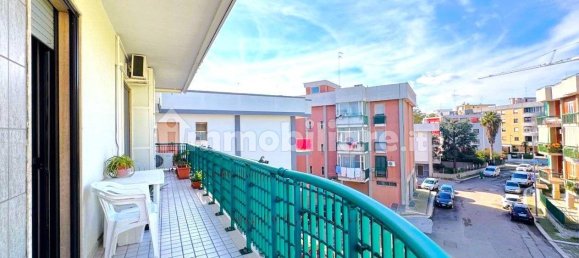 2 chambres Appartement à Triggiano, Italy No. 23150 5