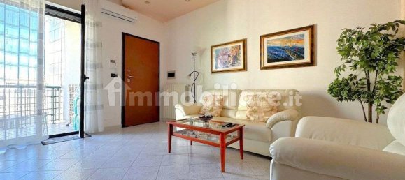 2 chambres Appartement à Triggiano, Italy No. 23150 6