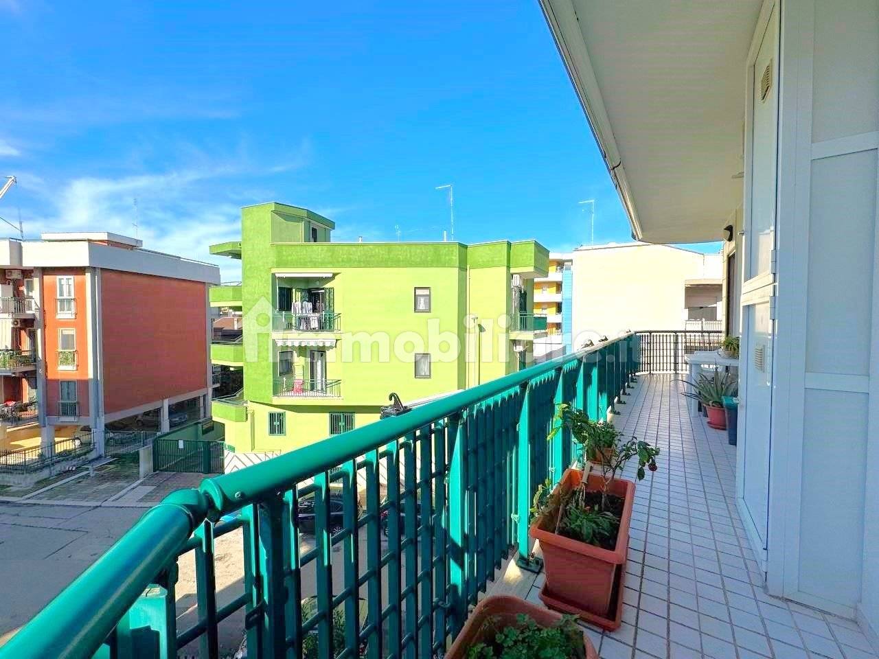 2 chambres Appartement à Triggiano, Italy No. 23150