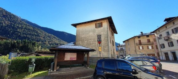 Дом с 5 комнатами в Селла Джудикарие, Италия № 72511 9