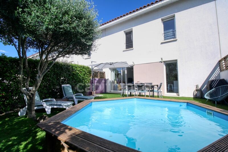 3 غرف نوم منزل في Vendargues, France رقم 296881