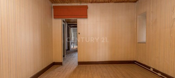 909m² Building in Coimbra, Portugal No. 144423 23