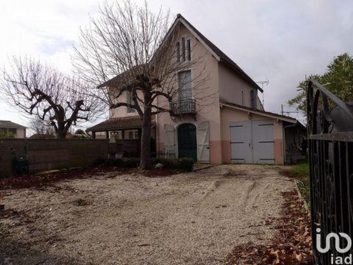 2 bedrooms House in Montauban, France No. 28241