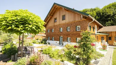 Casa de 9 divisões em Strass im Attergau, Austria N.º 230914