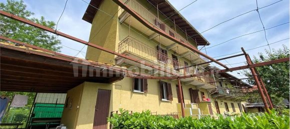 3 bedrooms House in Meina, Italy No. 43778 2