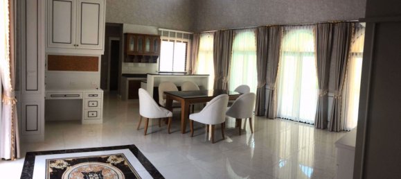 Café/restaurante de 4 dormitorios en Pattaya, Thailand No. 1917 10