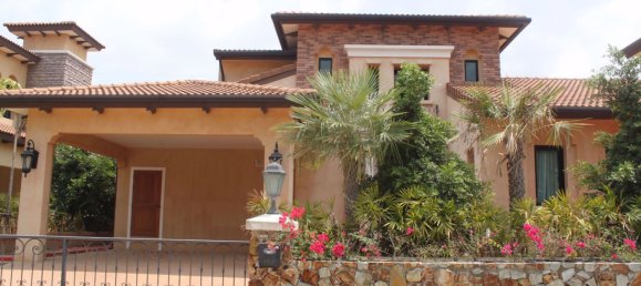 Café/restaurante de 4 dormitorios en Pattaya, Thailand No. 1917 5