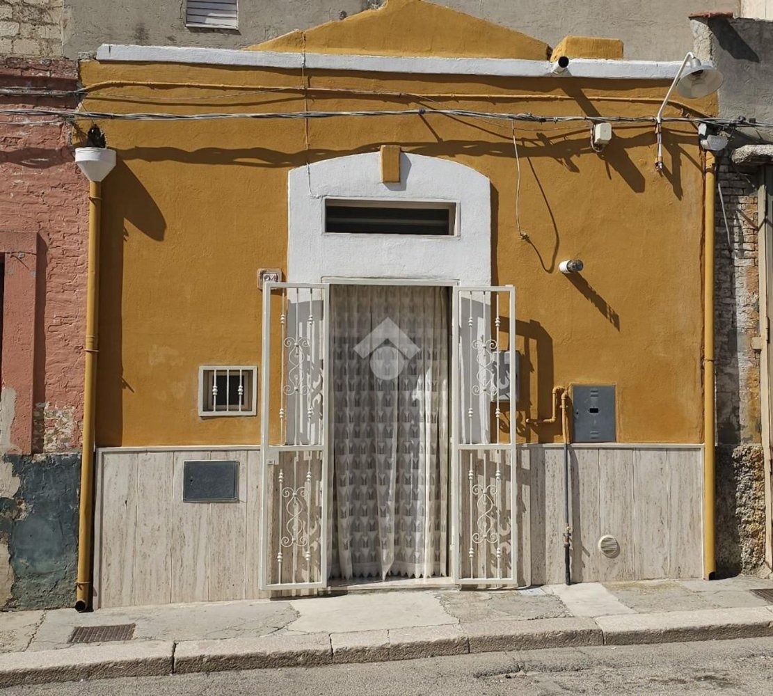 Дом с 3 спальнями в Торремаджоре, Италия № 353704