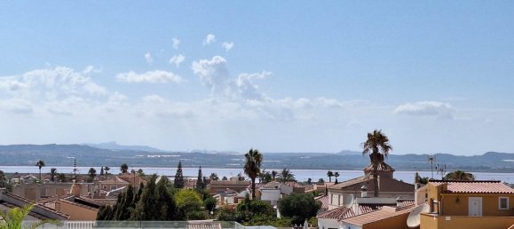 106m² Villa for sale in Torrevieja, Alicante, Valencian Community, Spain № 366212 6