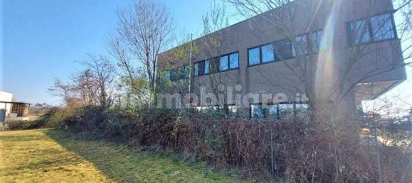 Entrepôt à Pombia, Italy 720m² No. 319552 16