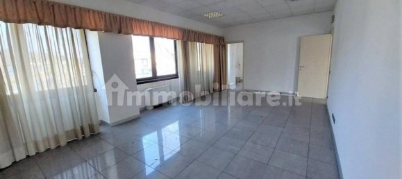 Entrepôt à Pombia, Italy 720m² No. 319552 7