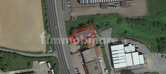 Entrepôt à Pombia, Italy 720m² No. 319552 11