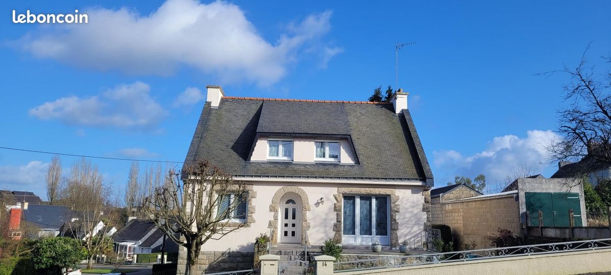 4 bedrooms House in Locmine, France No. 205186