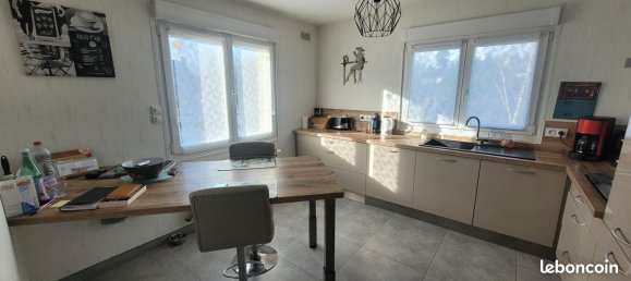 4 bedrooms House in Locmine, France No. 205186 3