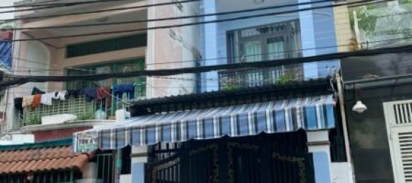 72m² House in District 7, Vietnam No. 7238 5